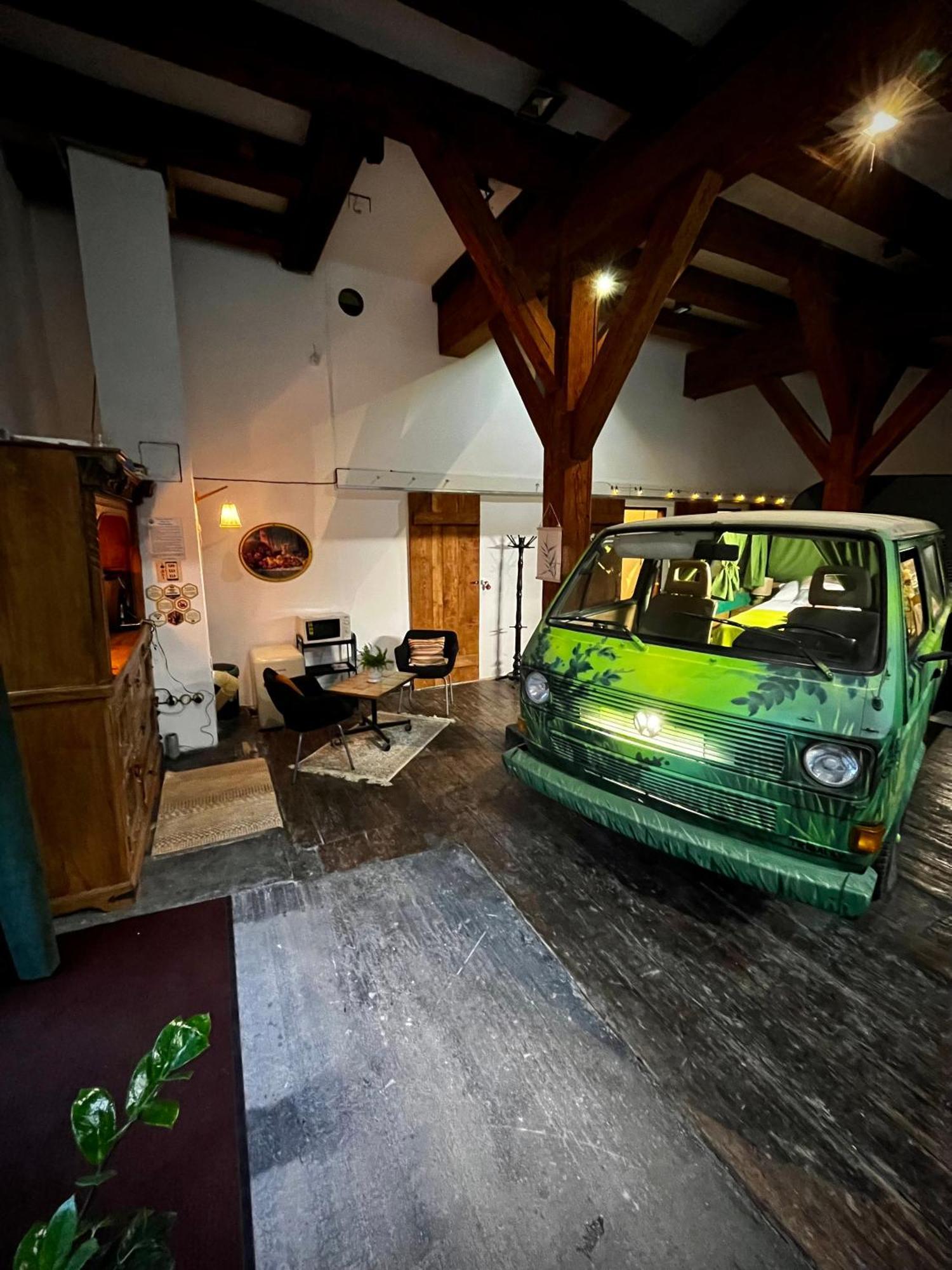 Urban Van Glamping ריגה מראה חיצוני תמונה
