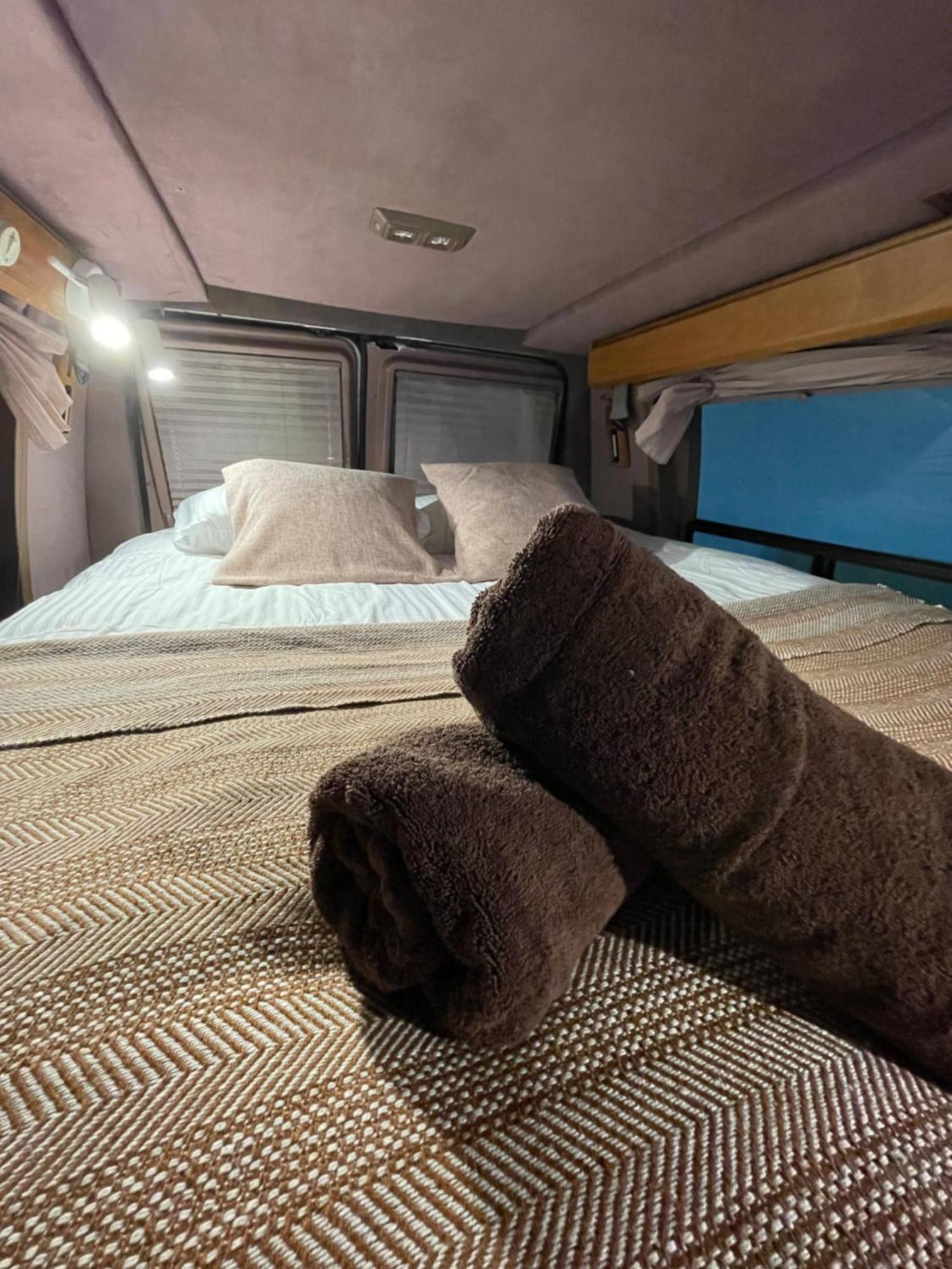 Urban Van Glamping ריגה מראה חיצוני תמונה